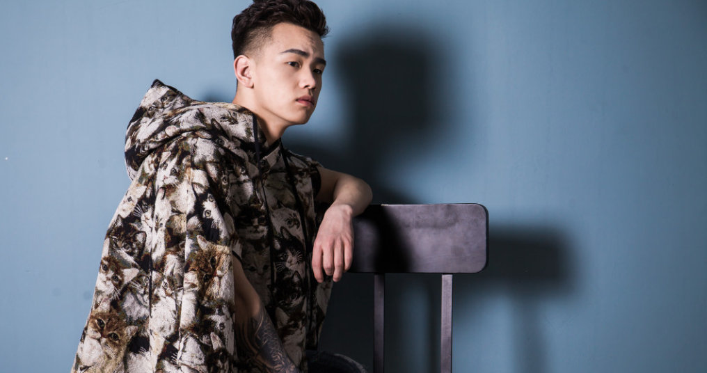 和平精英:有技术又搞笑重义气的虎牙主播,网友:你说的是空城呀