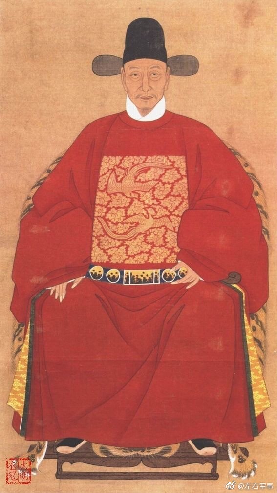 明代画像普遍是摸腰带,清代画像普遍是摸朝珠_新浪新闻