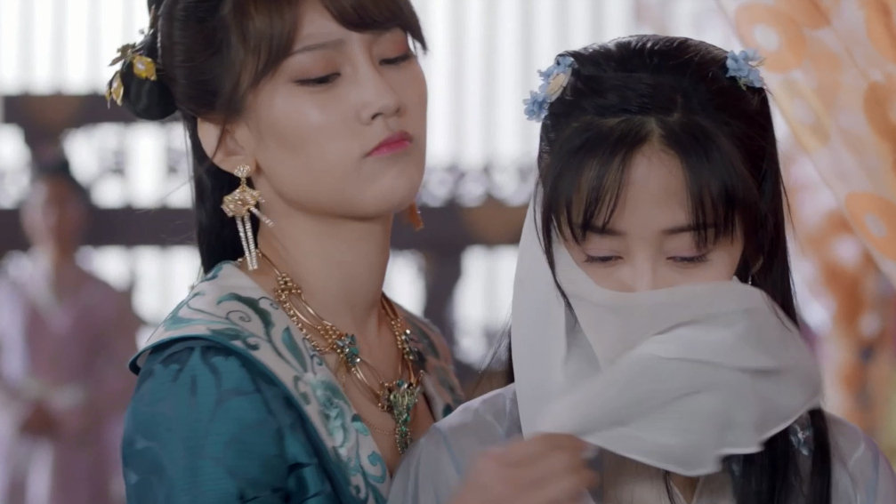 乖乖女唐梦@王慧歆 为了江轩宇@余凯宁 听信黑衣人的教唆下黑化