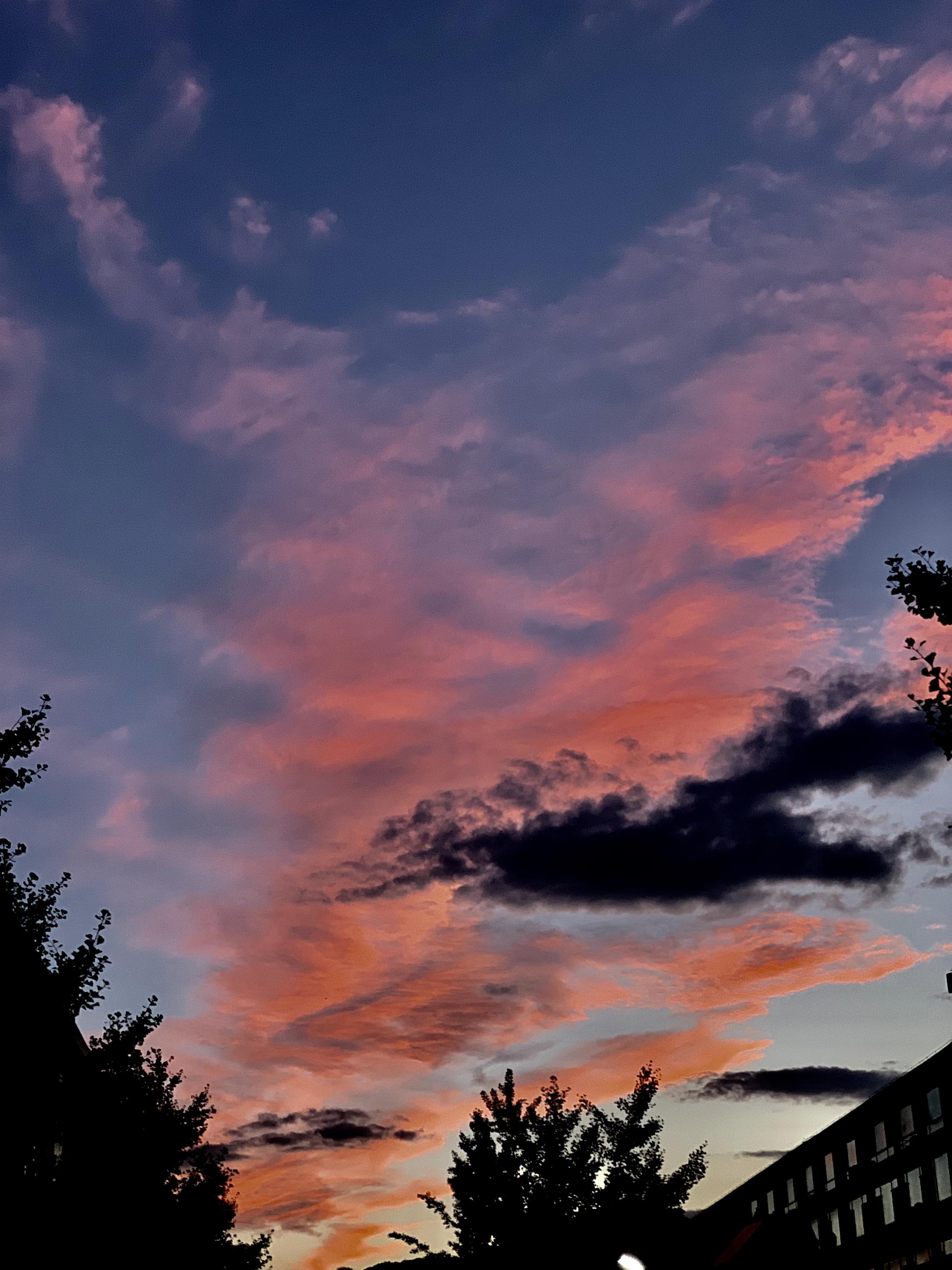 北京晚霞,粉色系的色彩,快快留下你最美好的念想.