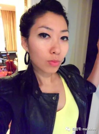 曲婉婷,一个被人血馒头滋养大的自私狂