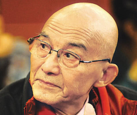 提起游本昌老师,相信大家首先想到的角色就是活佛济公了.