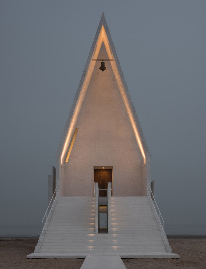 海边教堂阿那亚教堂位于中国74河北省74秦皇岛市74北戴河新区