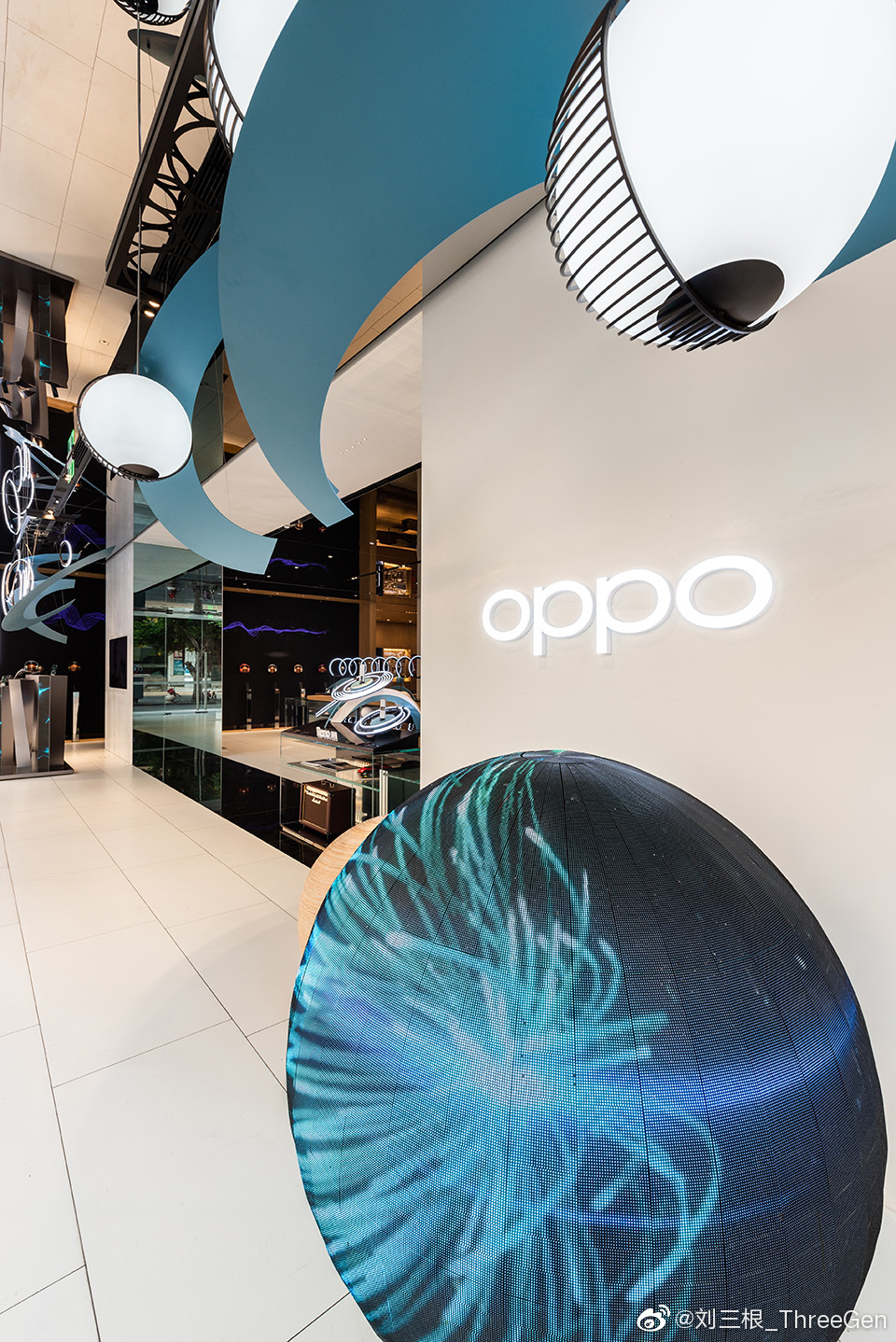 oppo超级旗舰店深圳华强北设计domani东仓建设刘三根