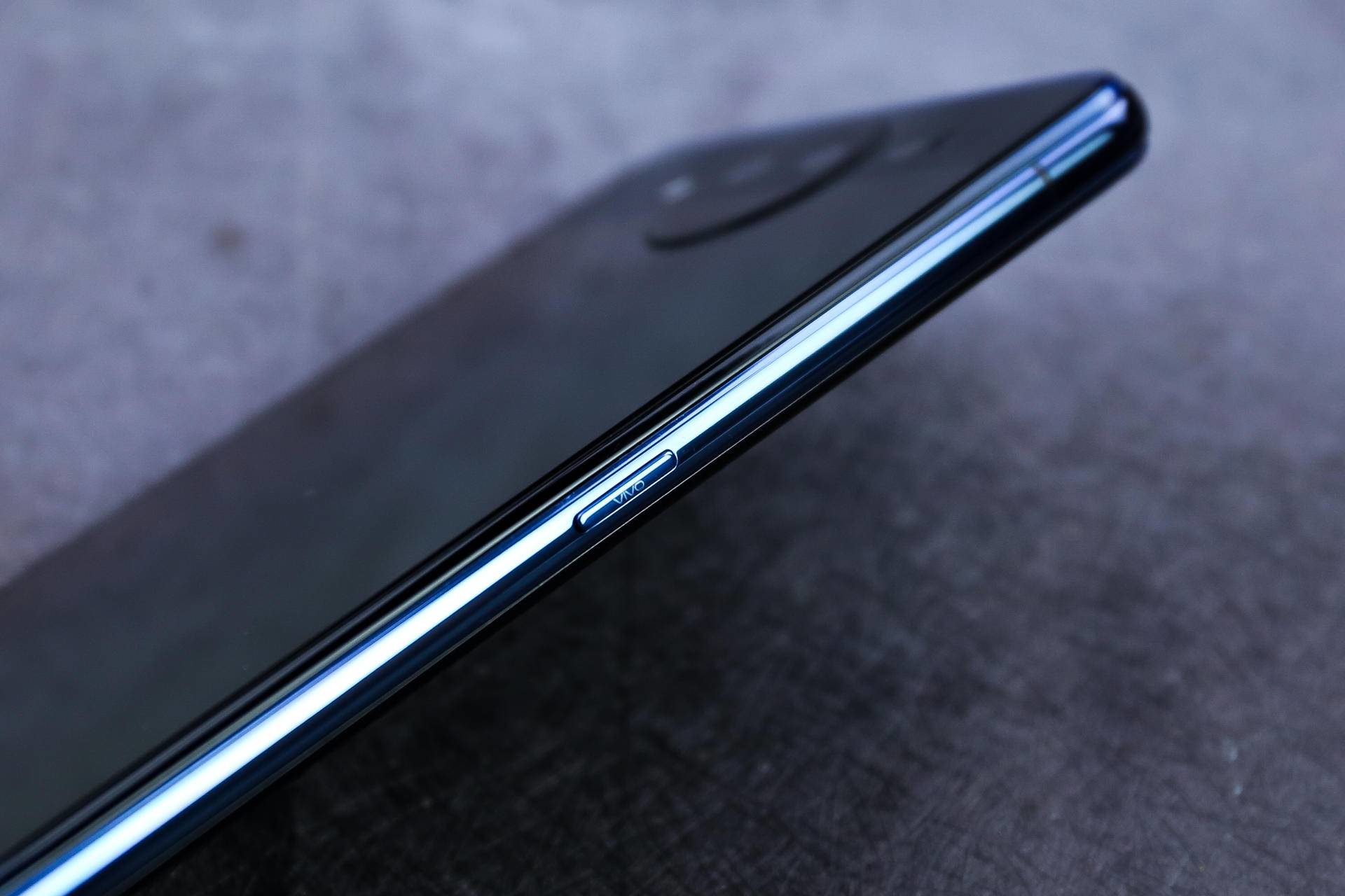 正在犹豫买vivonex双屏版的你只需要看完这篇文章