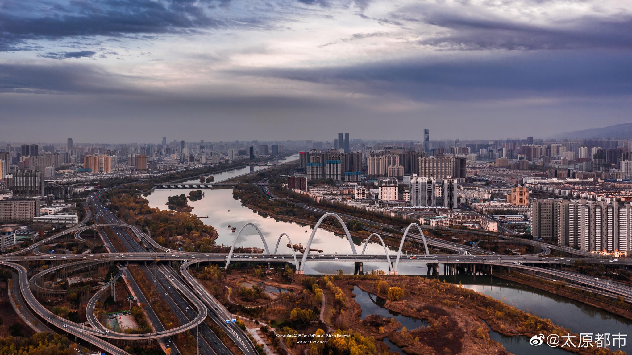 摄影师@ytf姚腾飞 镜头下的北中环桥和天龙山旅游公路