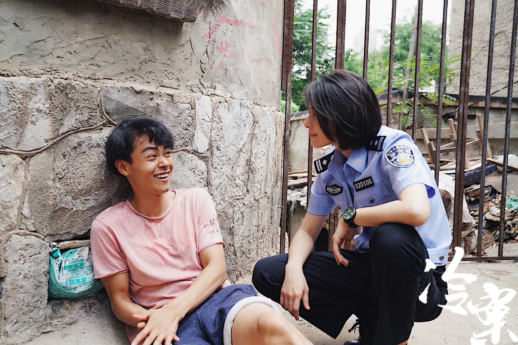 嫌疑人x|林慧|王良_新浪新闻