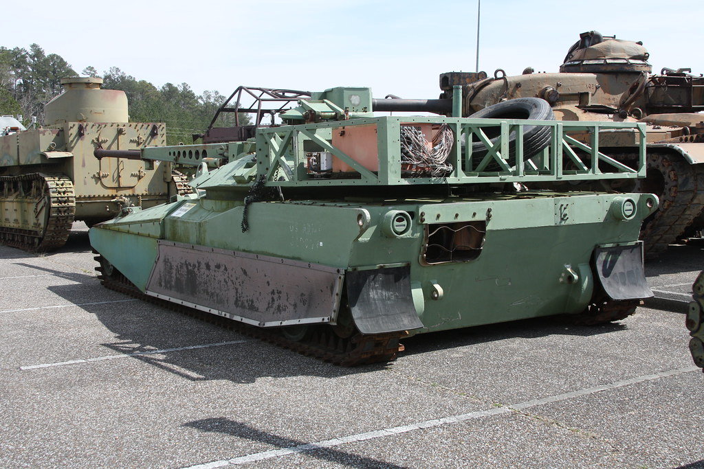 垃圾场中的HSTV-L，仍然很带感。|垃圾场_新浪新闻