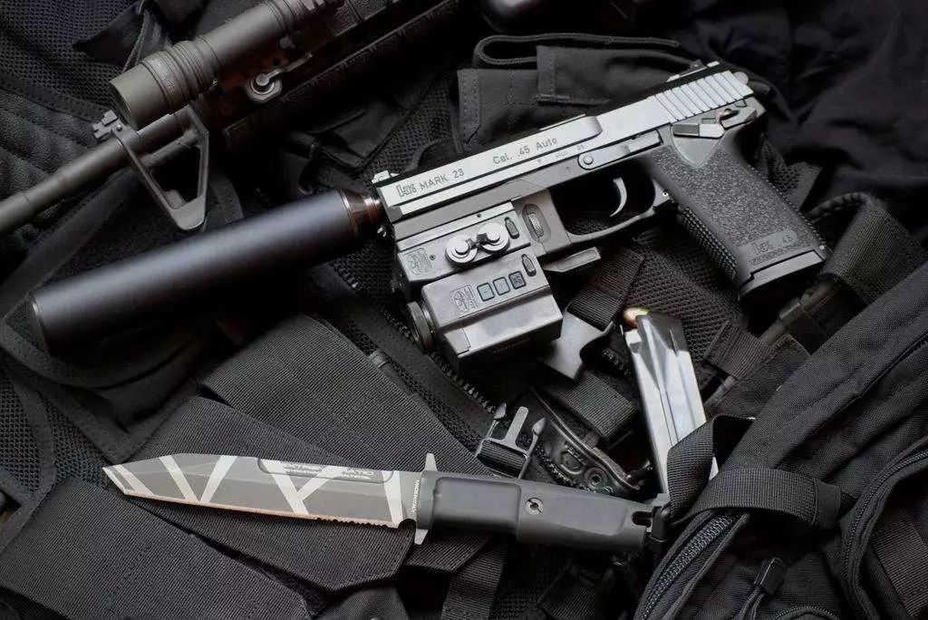 手枪之王,mk23"进攻性"不容小觑,成为反恐战争必备
