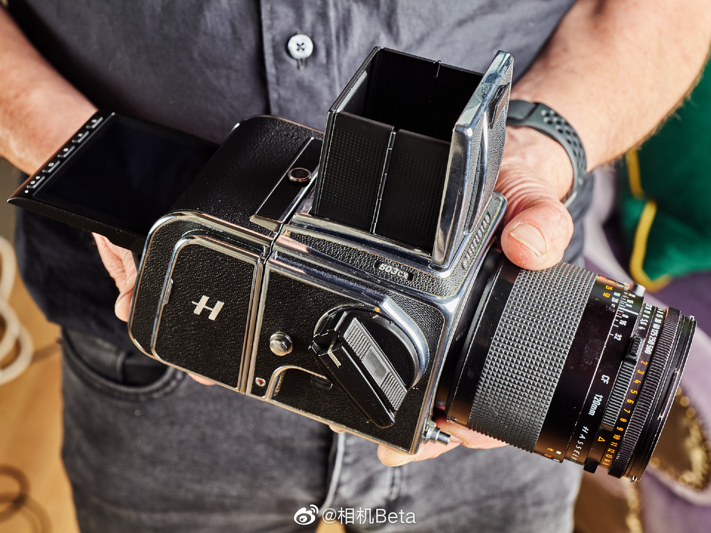 哈苏"复古新玩具" cfv ii 50c后背和907x机身实物上手图
