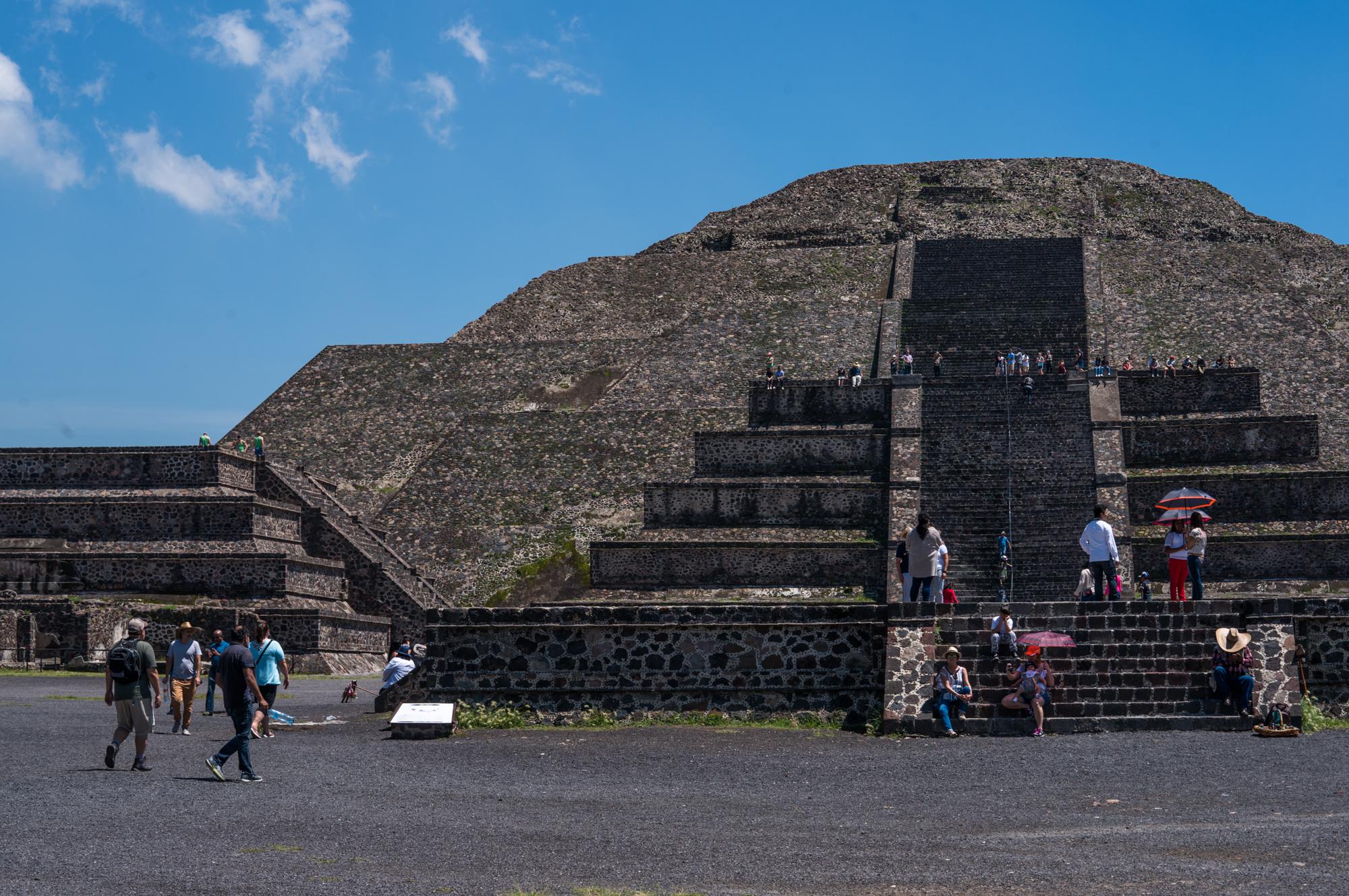 太阳和月亮神居住的地方——特奥蒂瓦坎古城