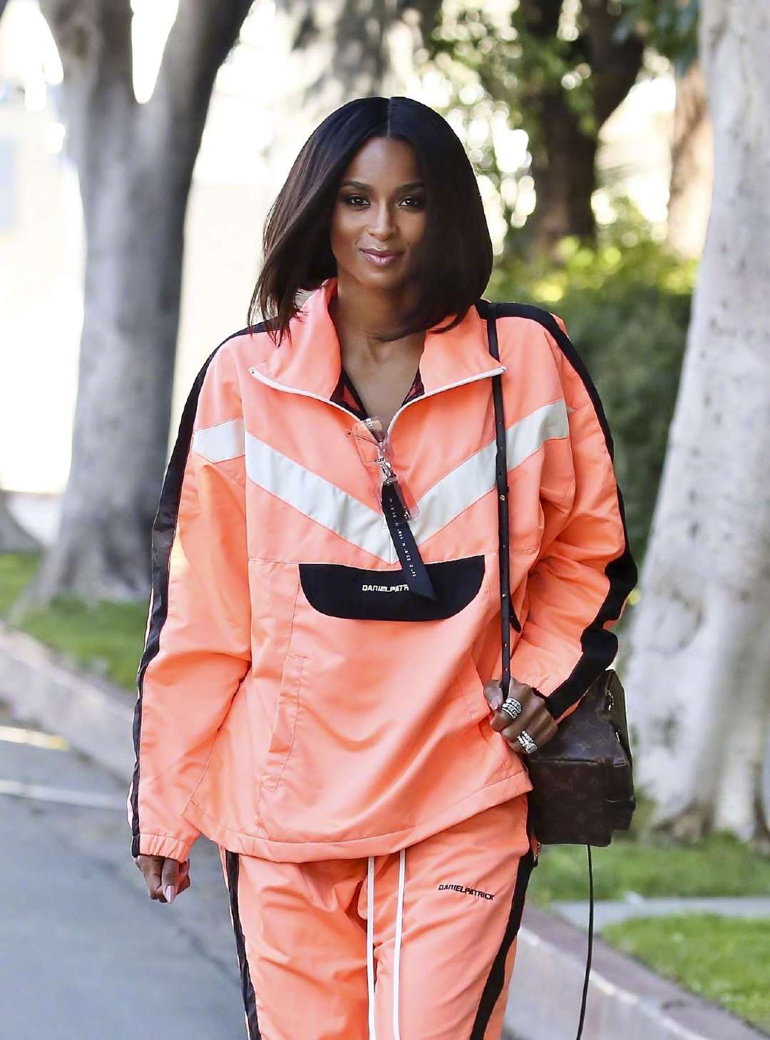 当地时间8月14日,歌手席亚拉ciara 在洛杉矶拍摄的花絮.