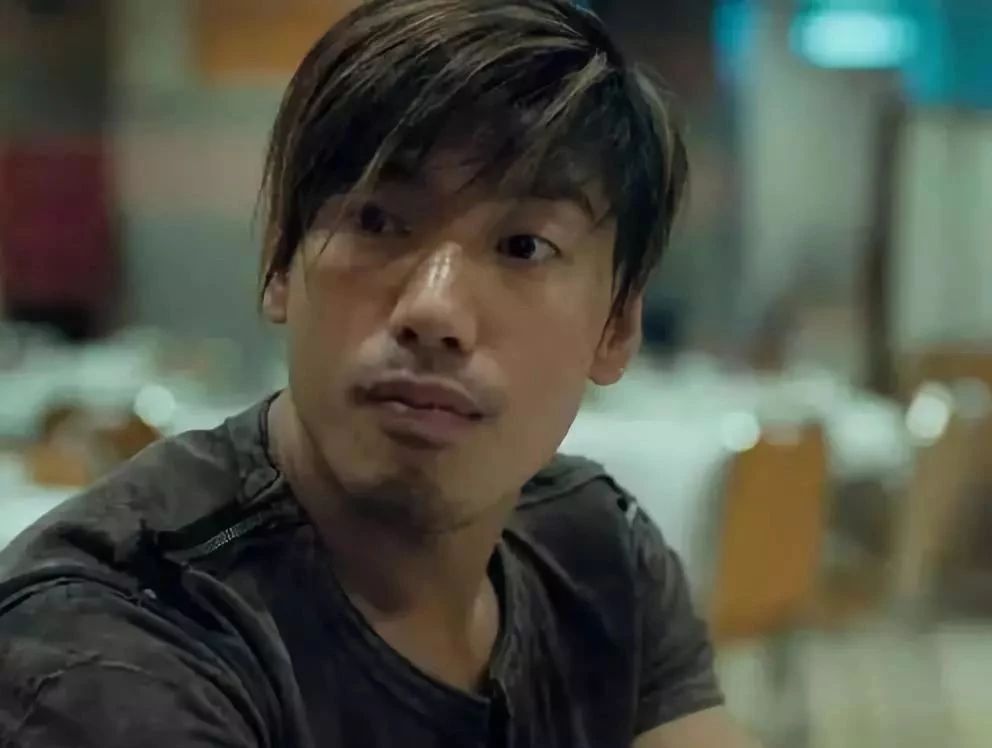 56岁"乌鸦"张耀扬强势加盟《反黑2》?导演:尽量满足观众