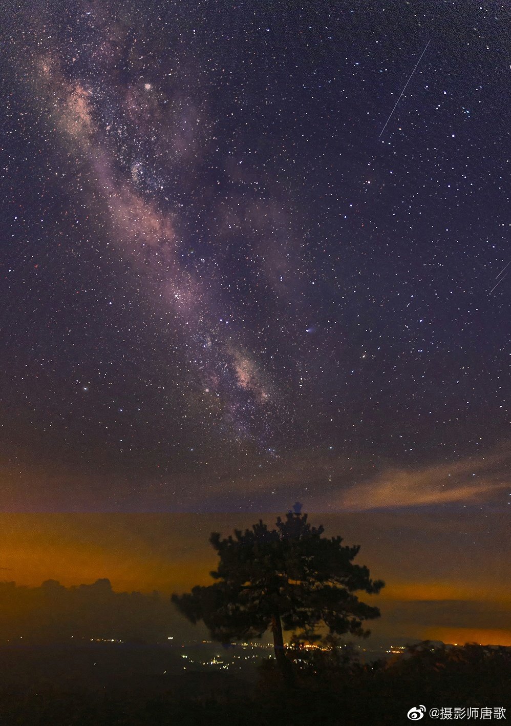 九宫山的夏夜,星空也太美了吧 (.@摄影师唐歌 )