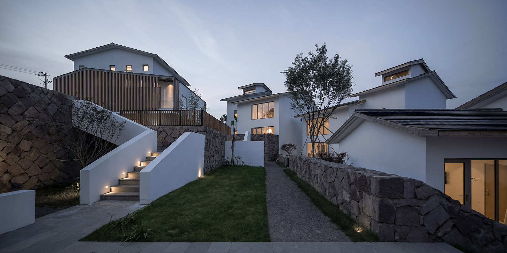 das lab的余姚大乐之野谷舍民宿,融合于山林