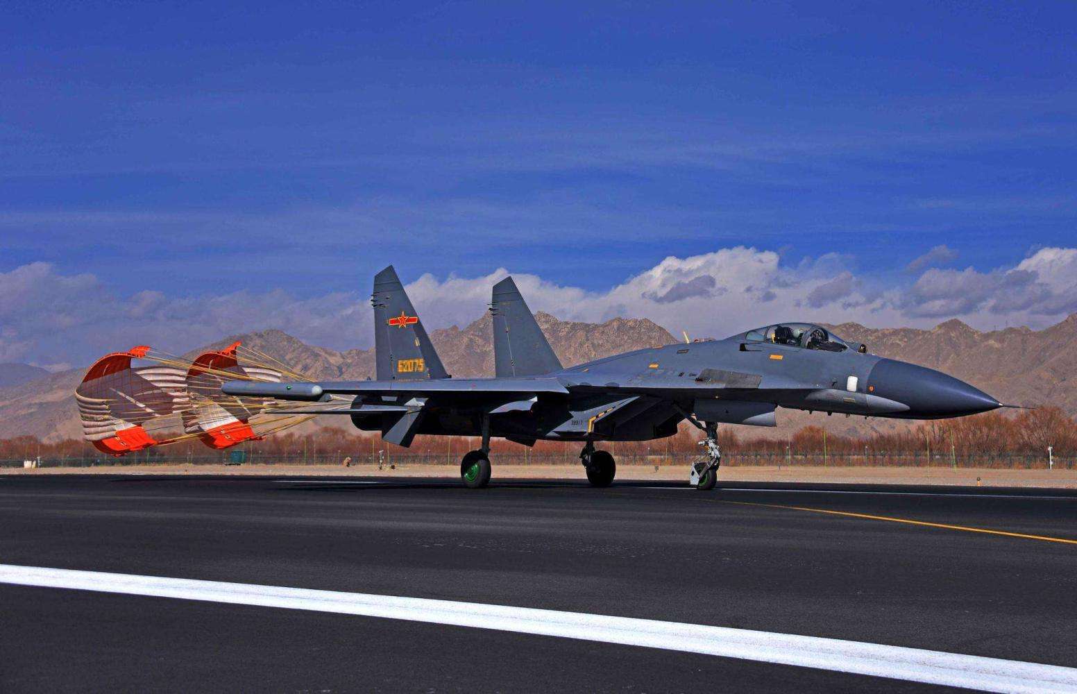 中国空军苏27为何全部退役只因这几项性能远不如日本的f15战斗机