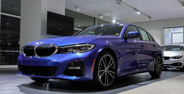 首台2019款宝马3系海外到店实拍!风阻系数0.23 轴距2851mm配8at