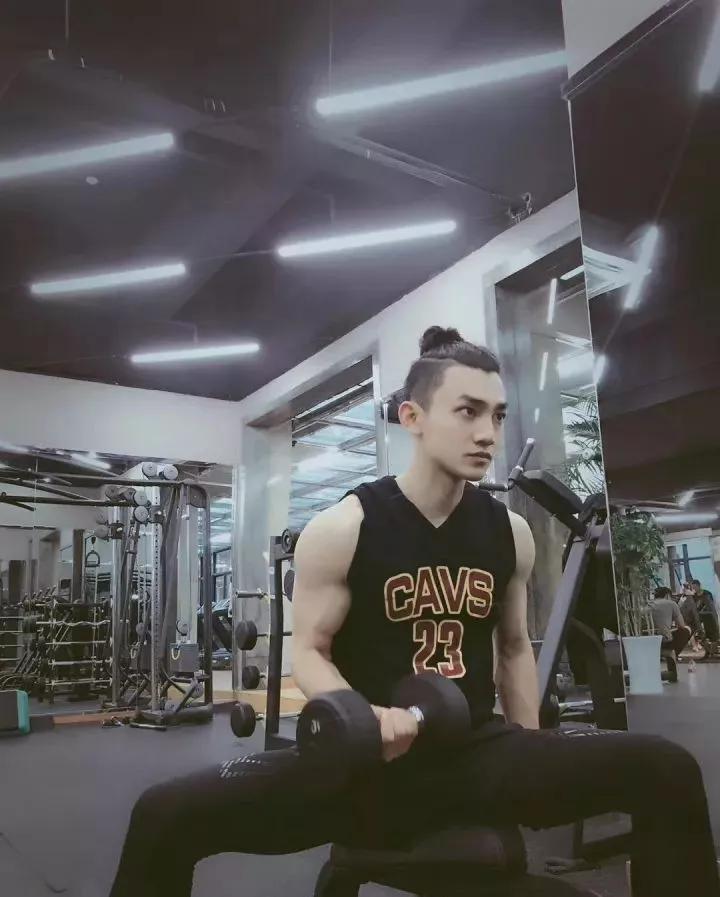 《全职高手》又一神仙选角!蒋龙就是黄少天本人!