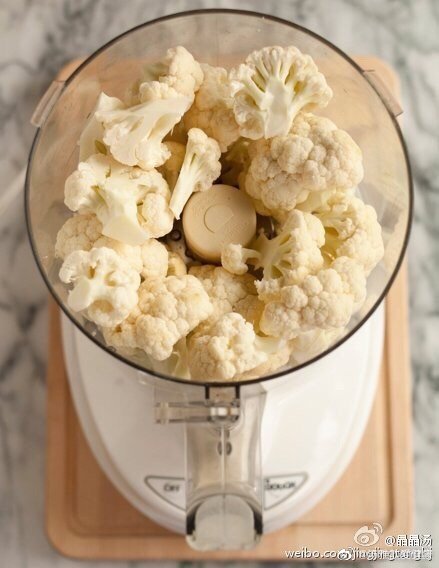 就是用白菜花当米饭吃