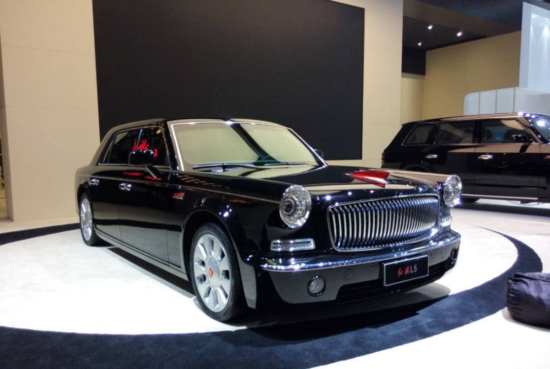 红旗l3实车亮相,汽车比奔驰s级更高