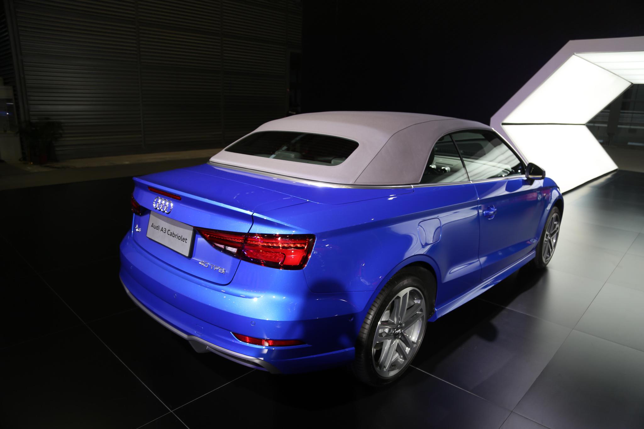 奥迪a3 cabriolet,35万级别敞篷跑车,车展实拍!