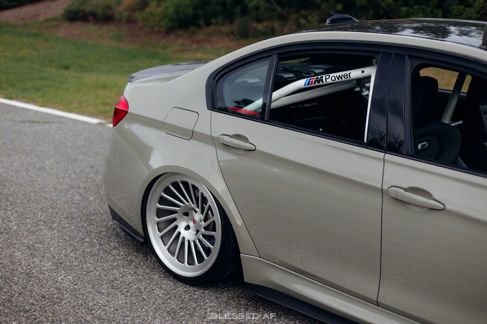 宝马m3 改成这样,阔以.