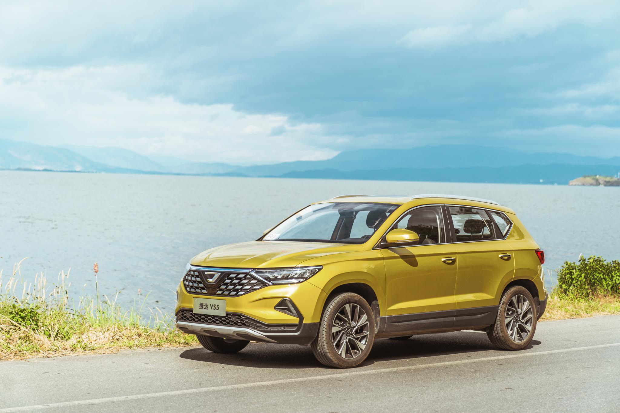 深秋的季节,开着捷达vs5在大理自驾