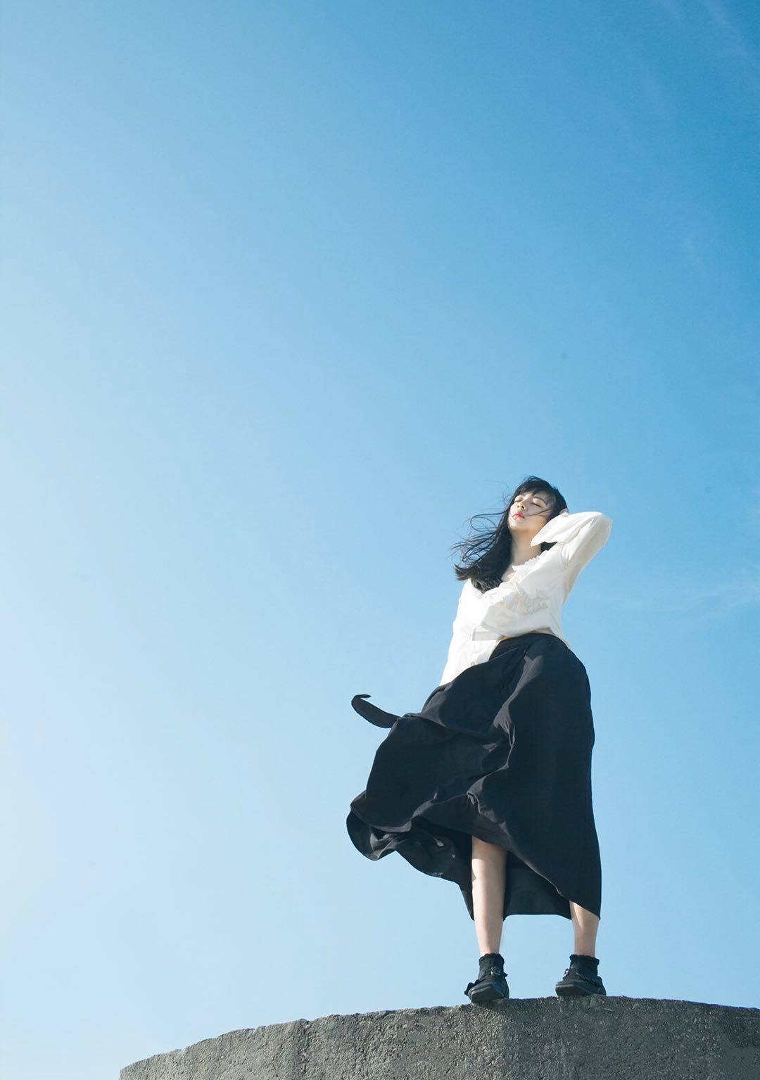 山川河流,白天黑夜,我们都在自我放逐的路上