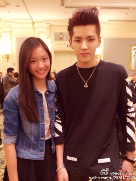 和王一博传绯闻与华谊千金是闺蜜追星界白富美家里破产了