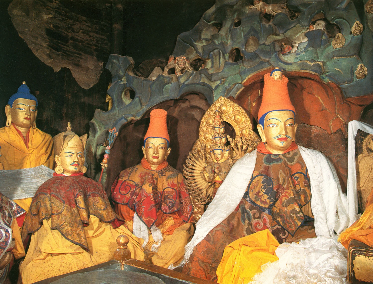 【携程攻略】琼结藏王墓景点,藏王墓是土蕃王朝第二十九代至末代朗达玛等历代赞普们的陵墓群，公元…