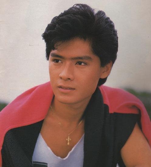 一线明星不当跑去赌博,负债累累重回娱乐圈,今与赵薇合作展笑颜