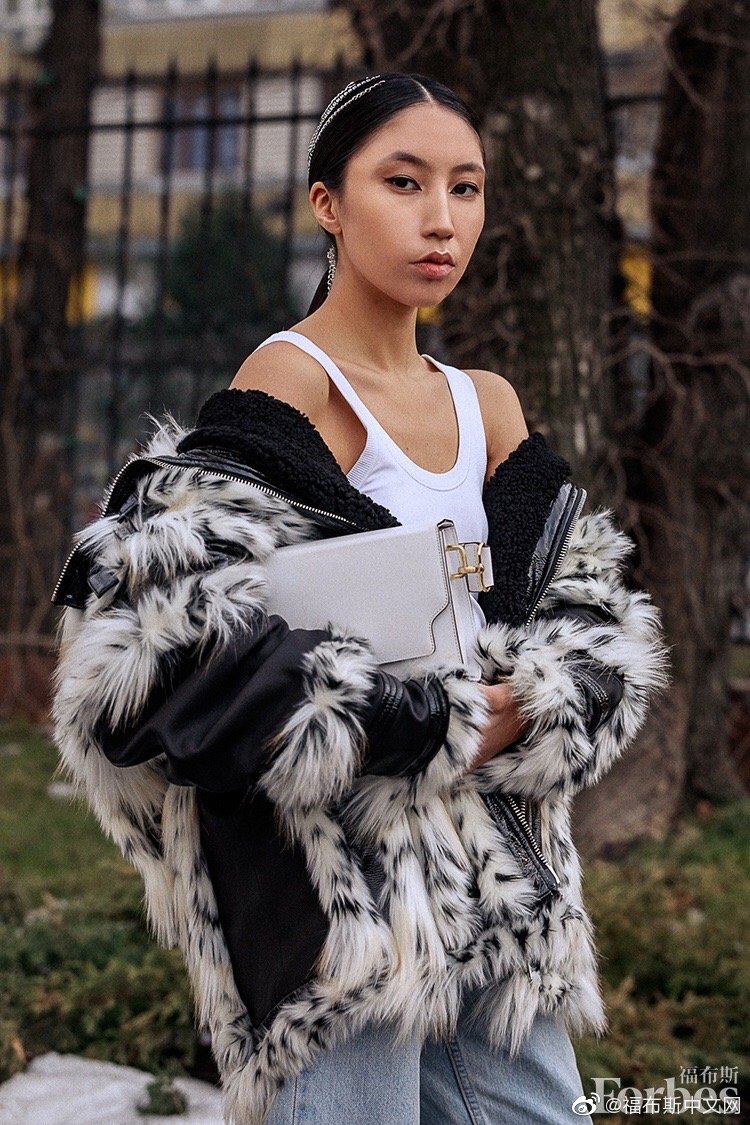 阿拉木图:迁走都城,留下时装