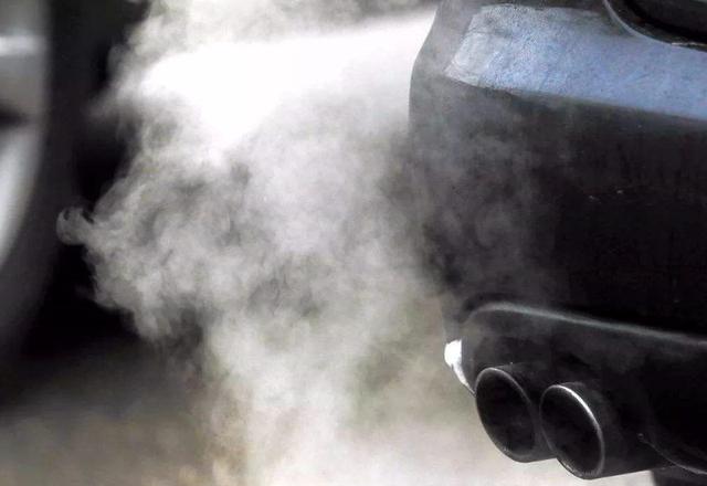 冬季开车真的需要原地怠速热车，发动机才会进入最佳状态？