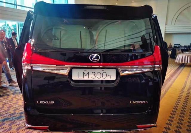 MPV界的“劳斯莱斯”来了，车长超5米，4/7座任选，会加价多少？