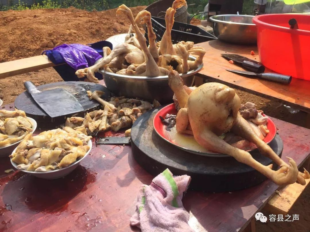 初十到上灯酒有人认为重男轻女还需要保留吗