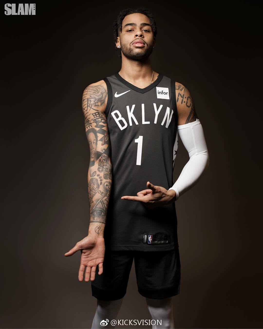 dangelo russell 登上slam最新一期杂志封面.