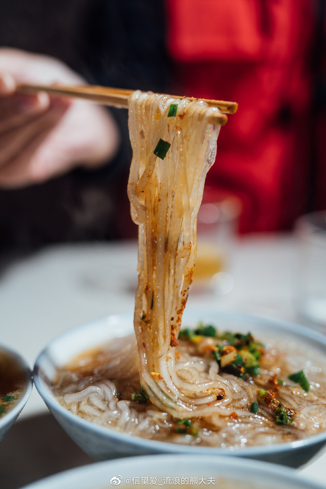 江西赣州兴国县里有个乡镇叫社富乡乡里有种美食叫嗦粉