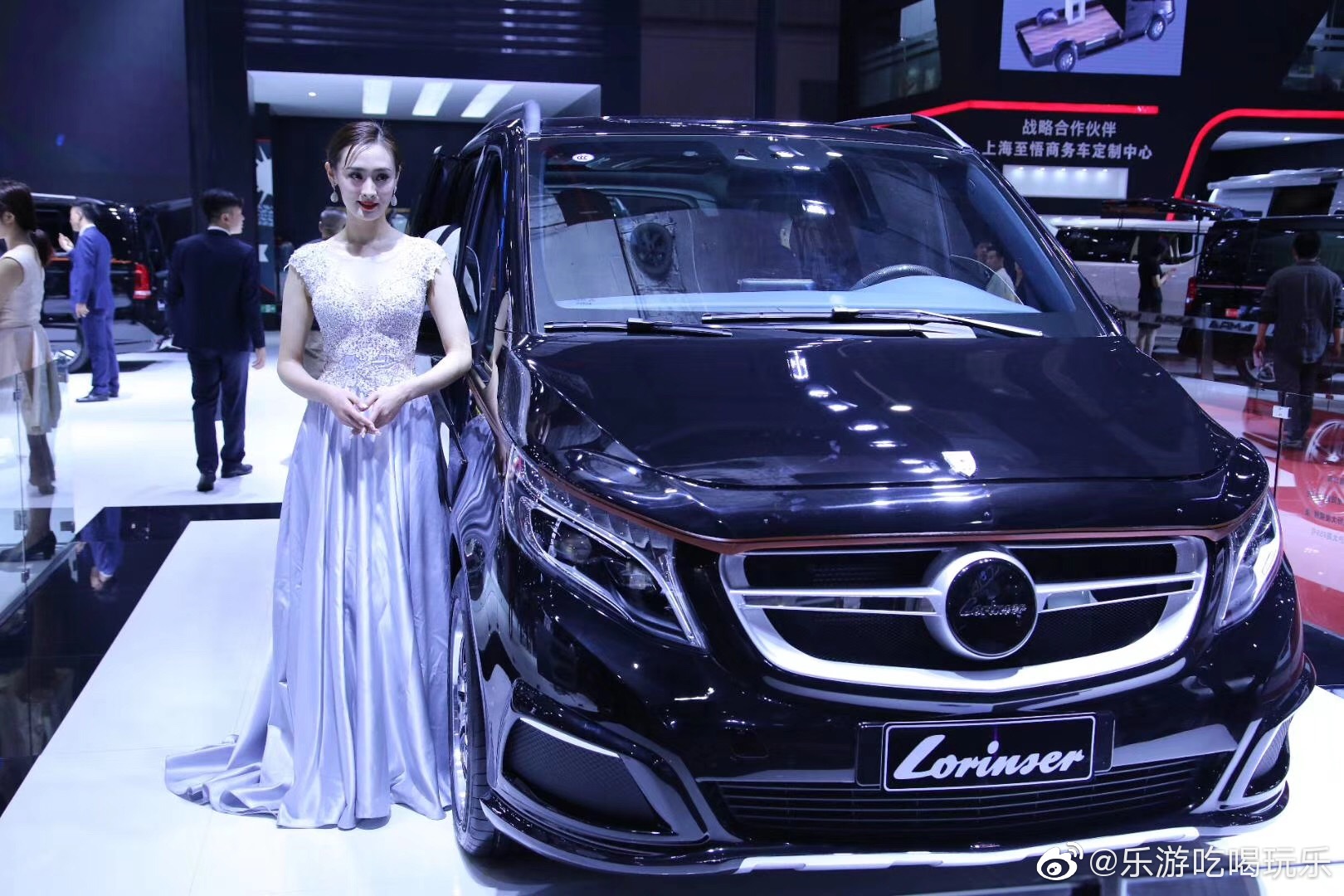 25在国家会展中心举办,上海车展变新能源车展,我们找到了特斯拉的对手