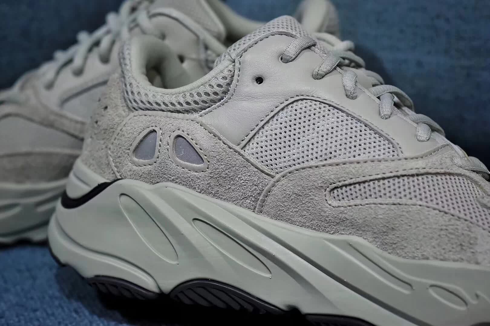 yeezy700boostsalt海盐配色runner除鞋标鞋盒搞不定其他所有材