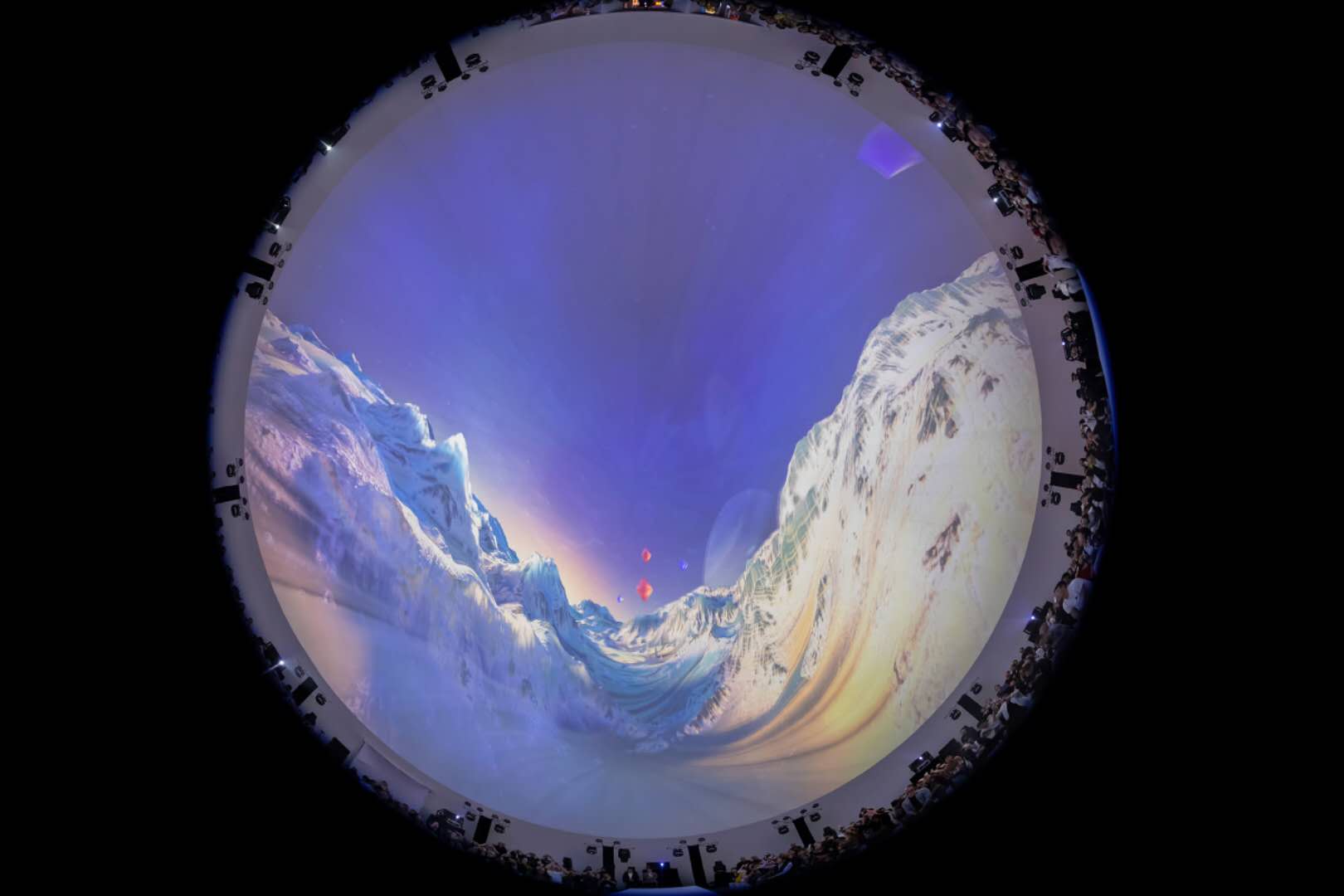 5月9日汉口江滩 千里长江为幕上演了一场五维全感视觉盛会武汉东原2