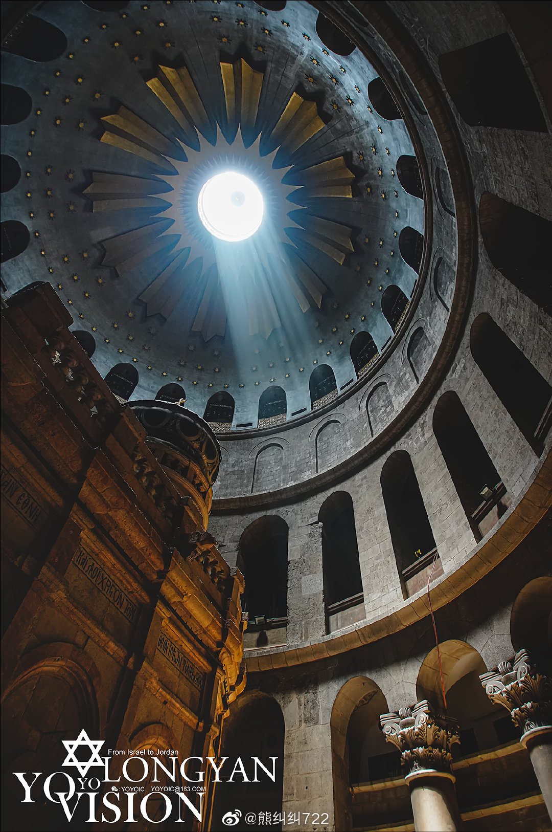 圣墓教堂位于耶路撒冷,是耶稣遇难,安葬和复活之地