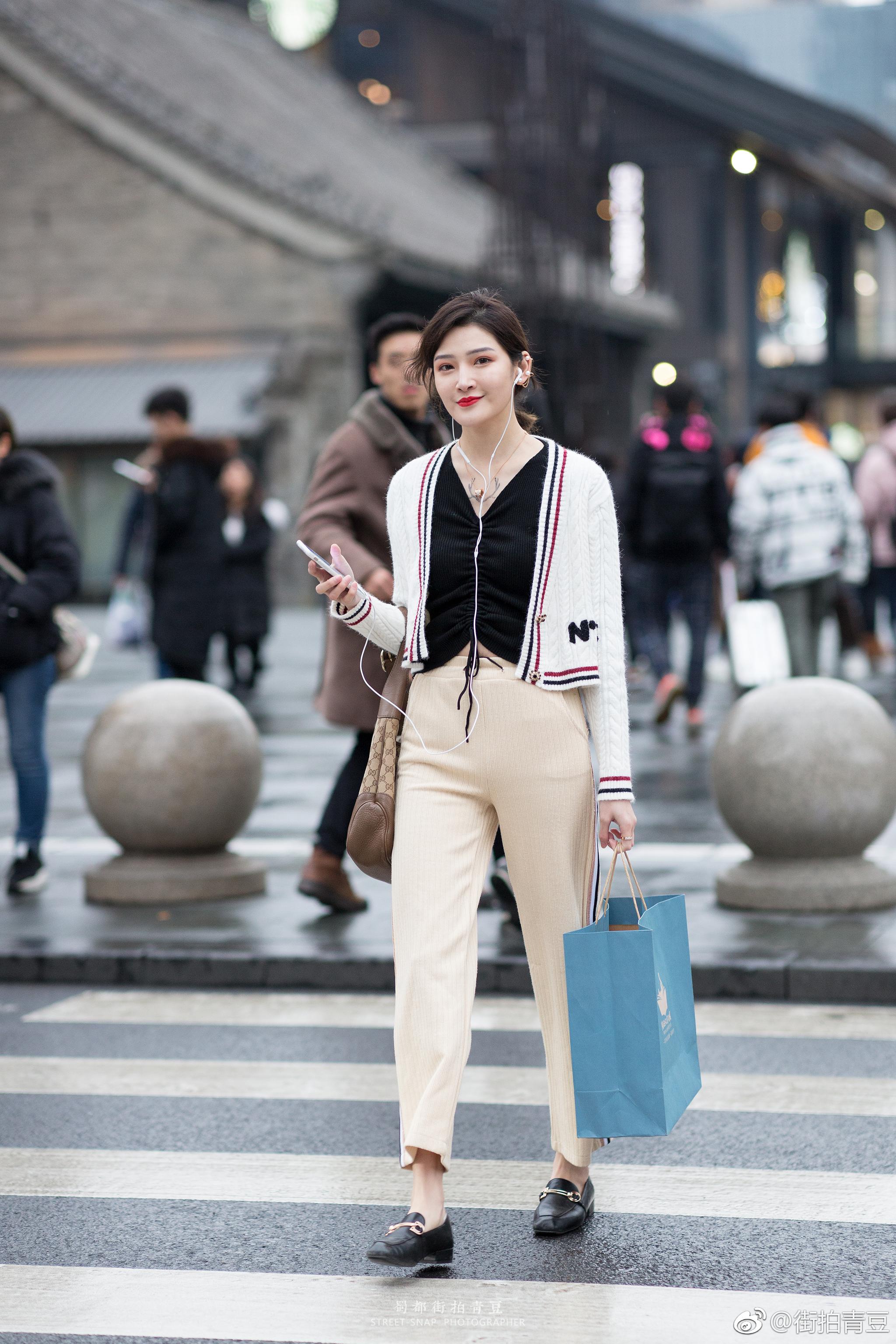 成都街拍精选2019年03月感恩05050505成都是一个让我