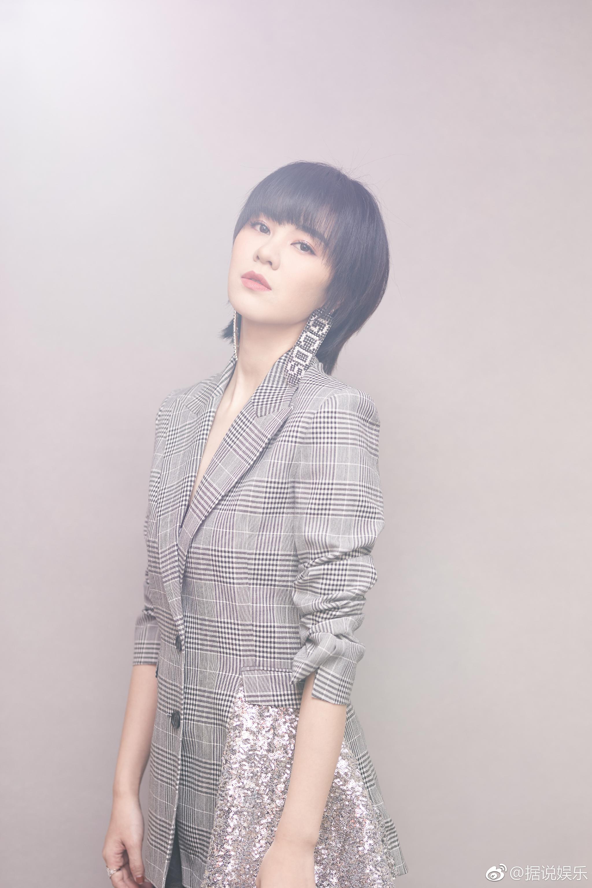 郁可唯 亮相2018红毯