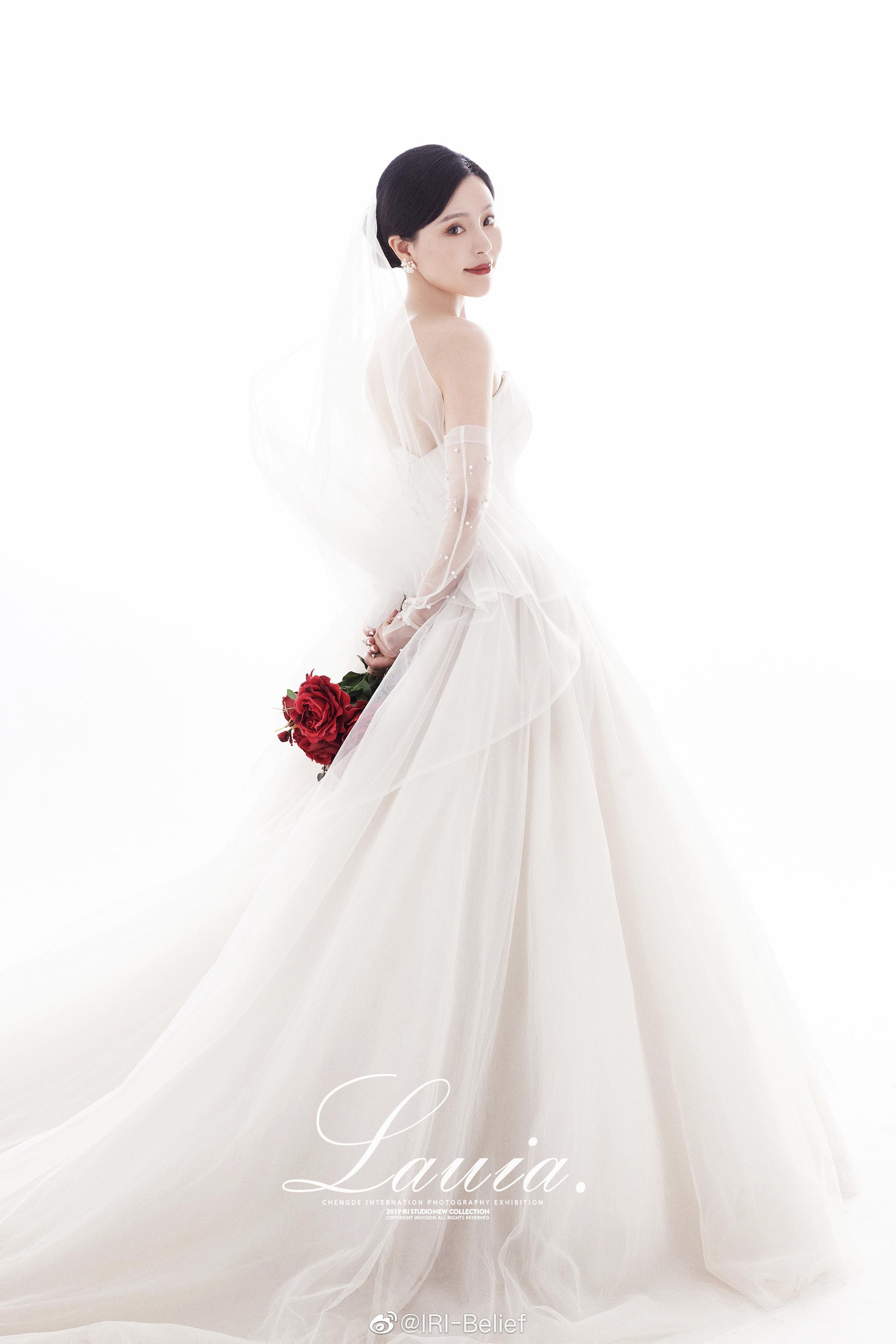 室内婚纱客片 室内婚纱照—用极简画面存放爱的仪式感@艾锐婚礼