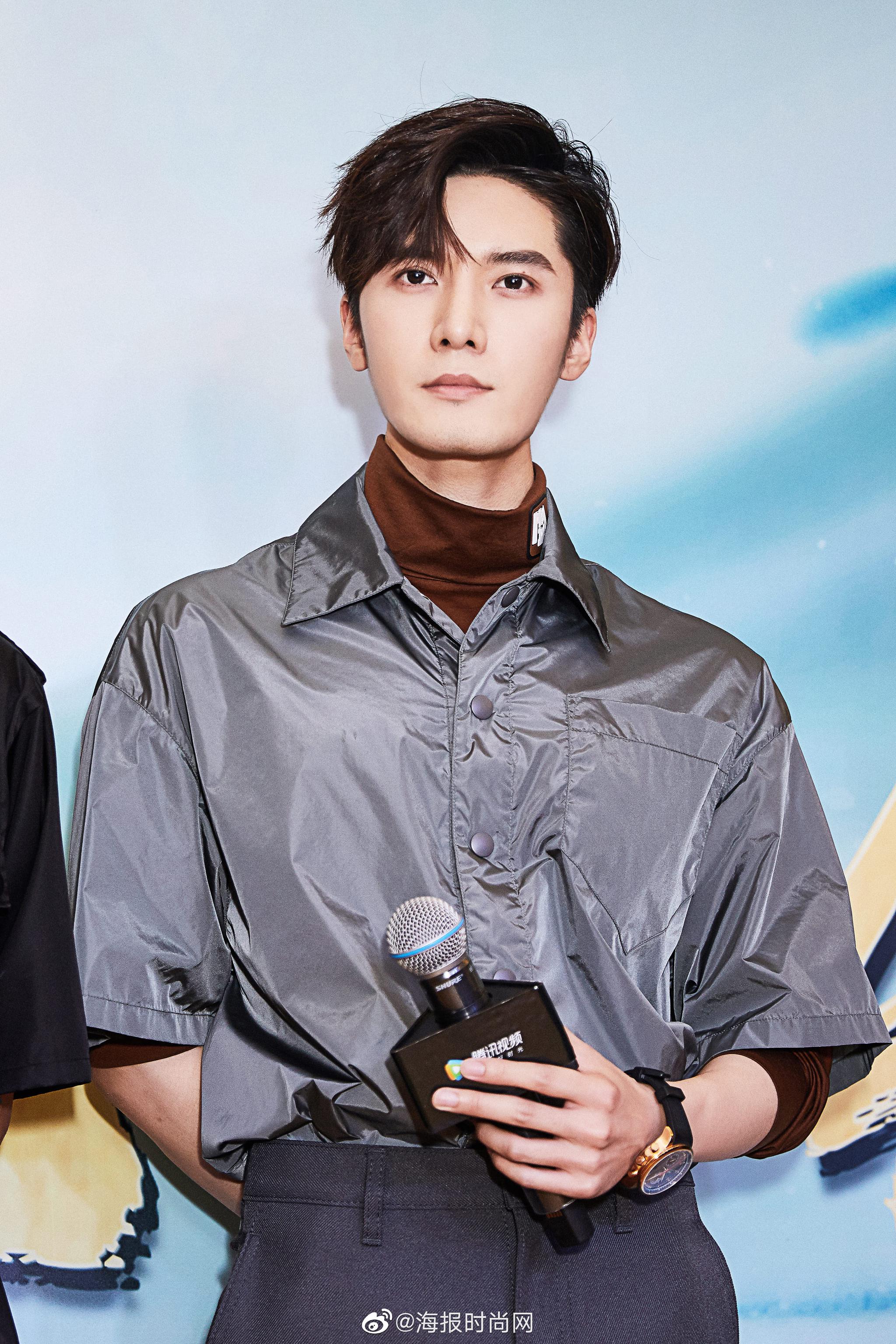 刘海宽现身《陈情令》鹅厂限定令牌见面会,翩翩公子温文尔雅