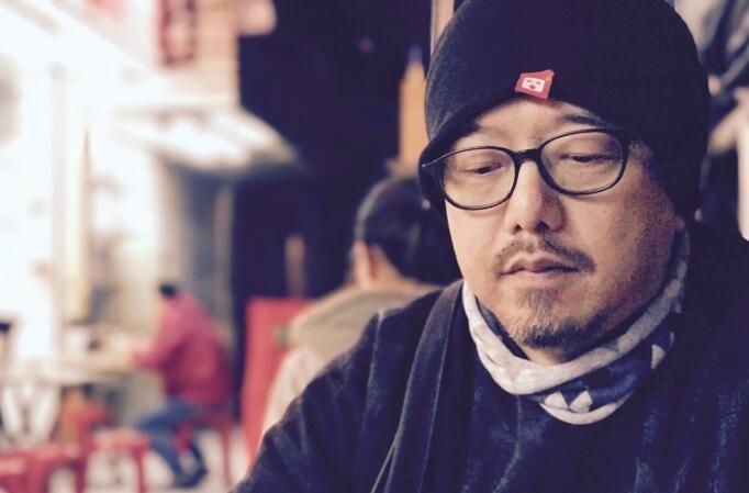 53岁"黑老大傅国生"近照: 夫妻恩爱16年, 女儿是妈妈的复制粘贴