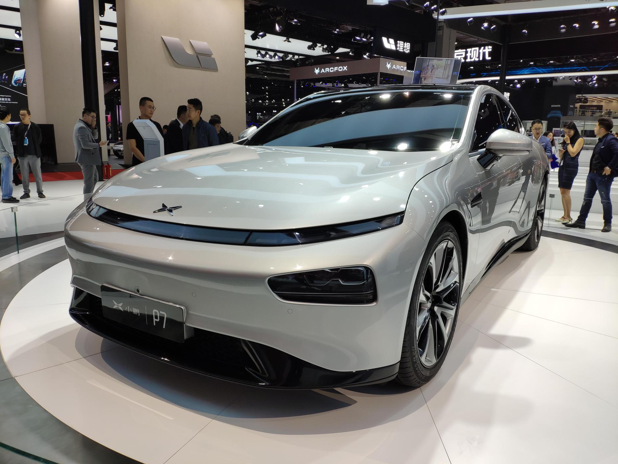 2019上海车展:小鹏p7-新浪汽车