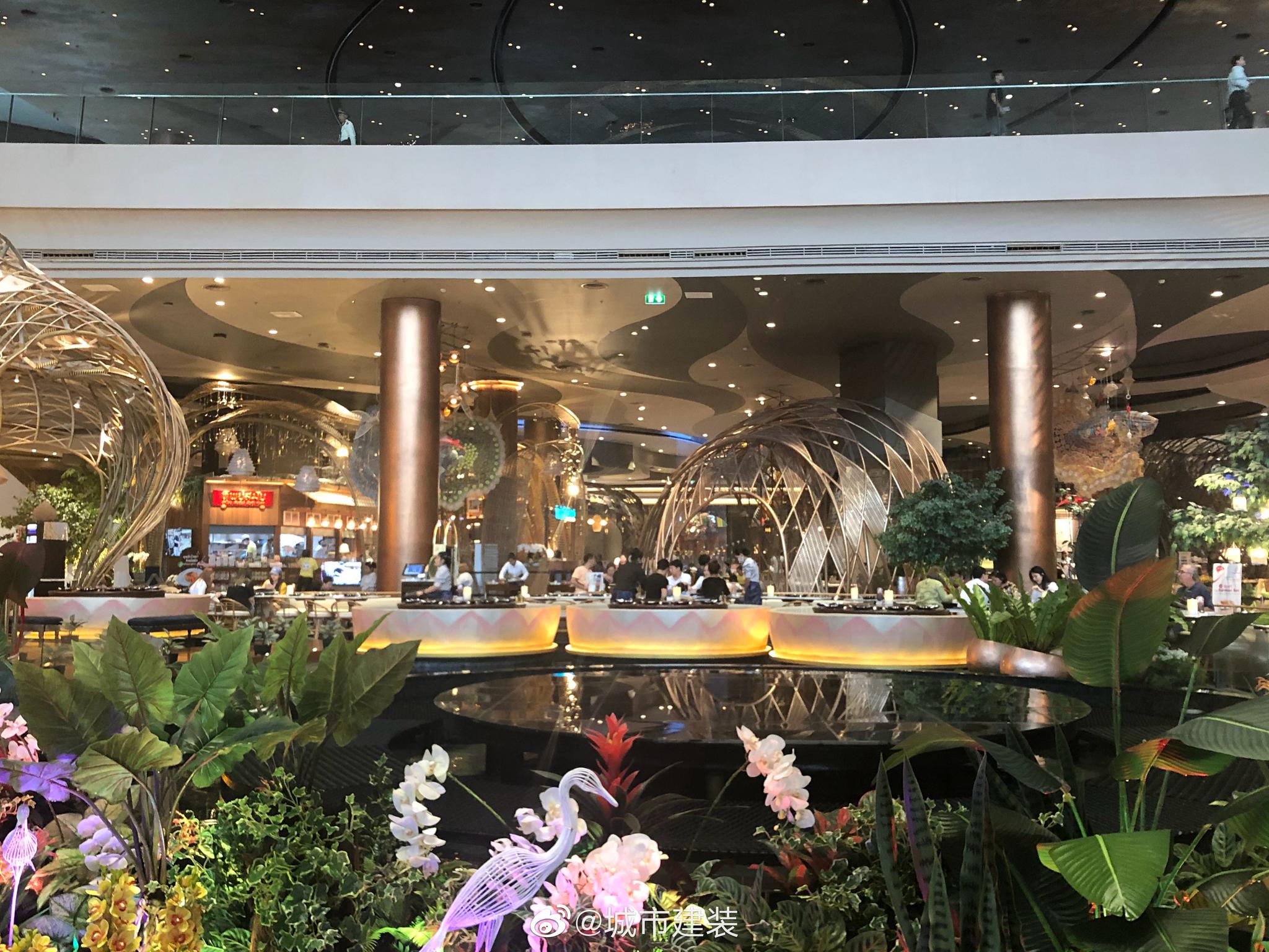 全亚洲最大单体建筑商业体:iconsiam(2)