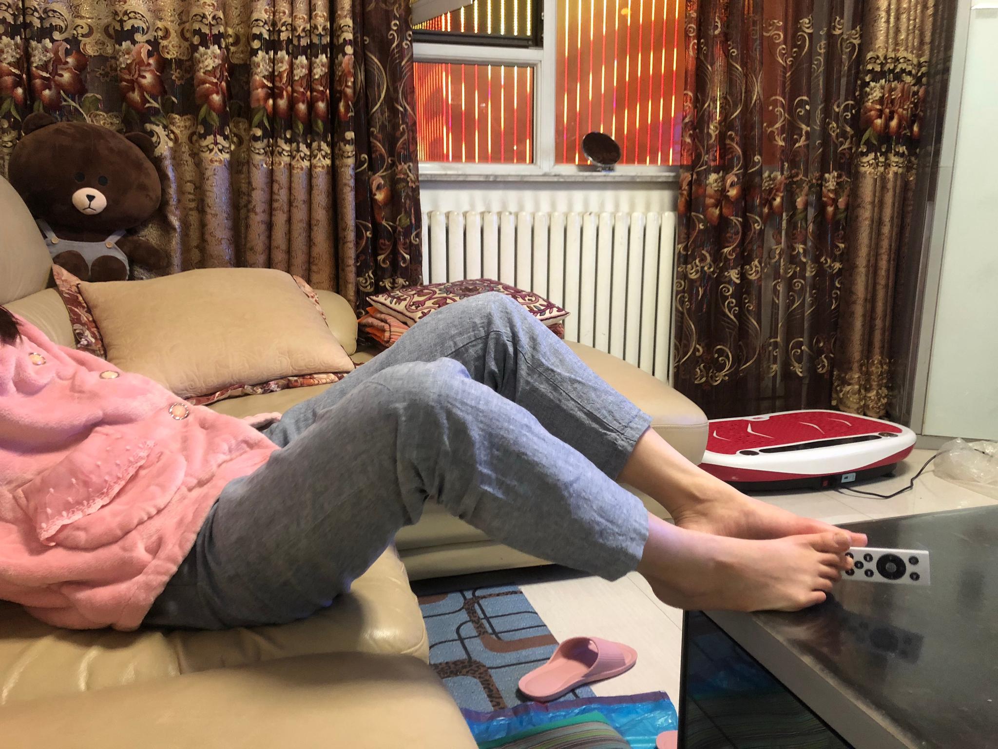 女人在家能懒到什么程度?_高清图集_新浪网