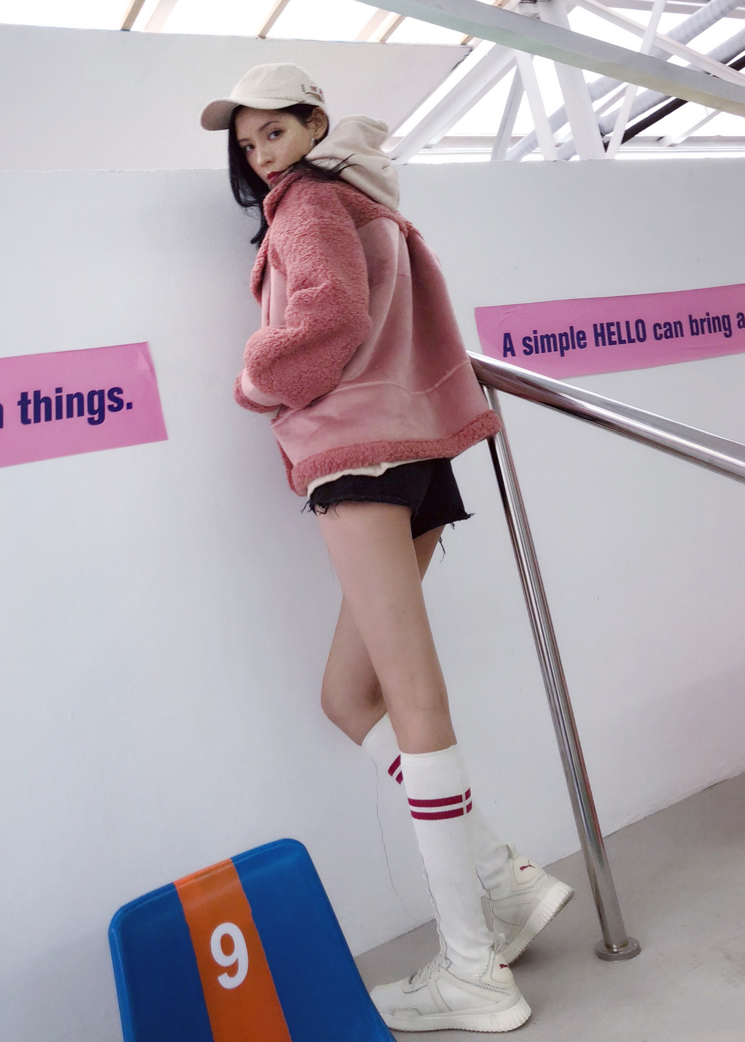 张予曦,毕业于北京服装学院,93年,身高168cm,体重43kg,水瓶座